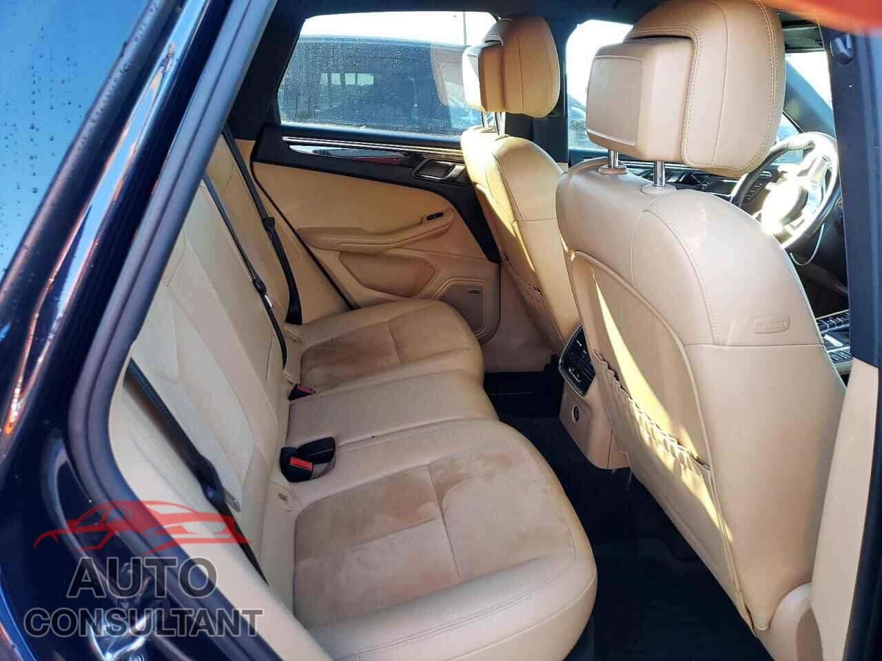 PORSCHE MACAN 2018 - WP1AA2A55JLB19930