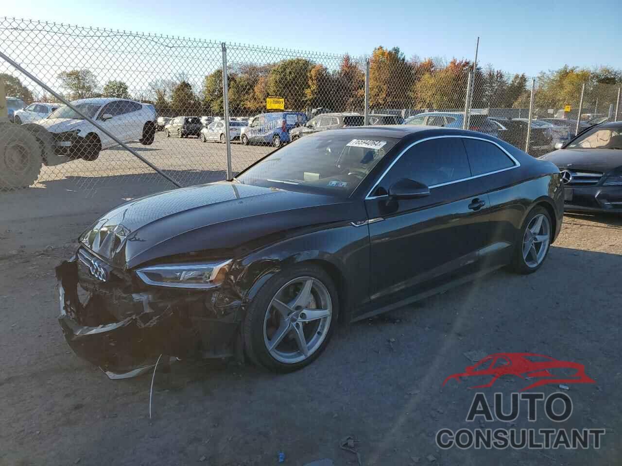 AUDI A5 2019 - WAUTNAF59KA007238