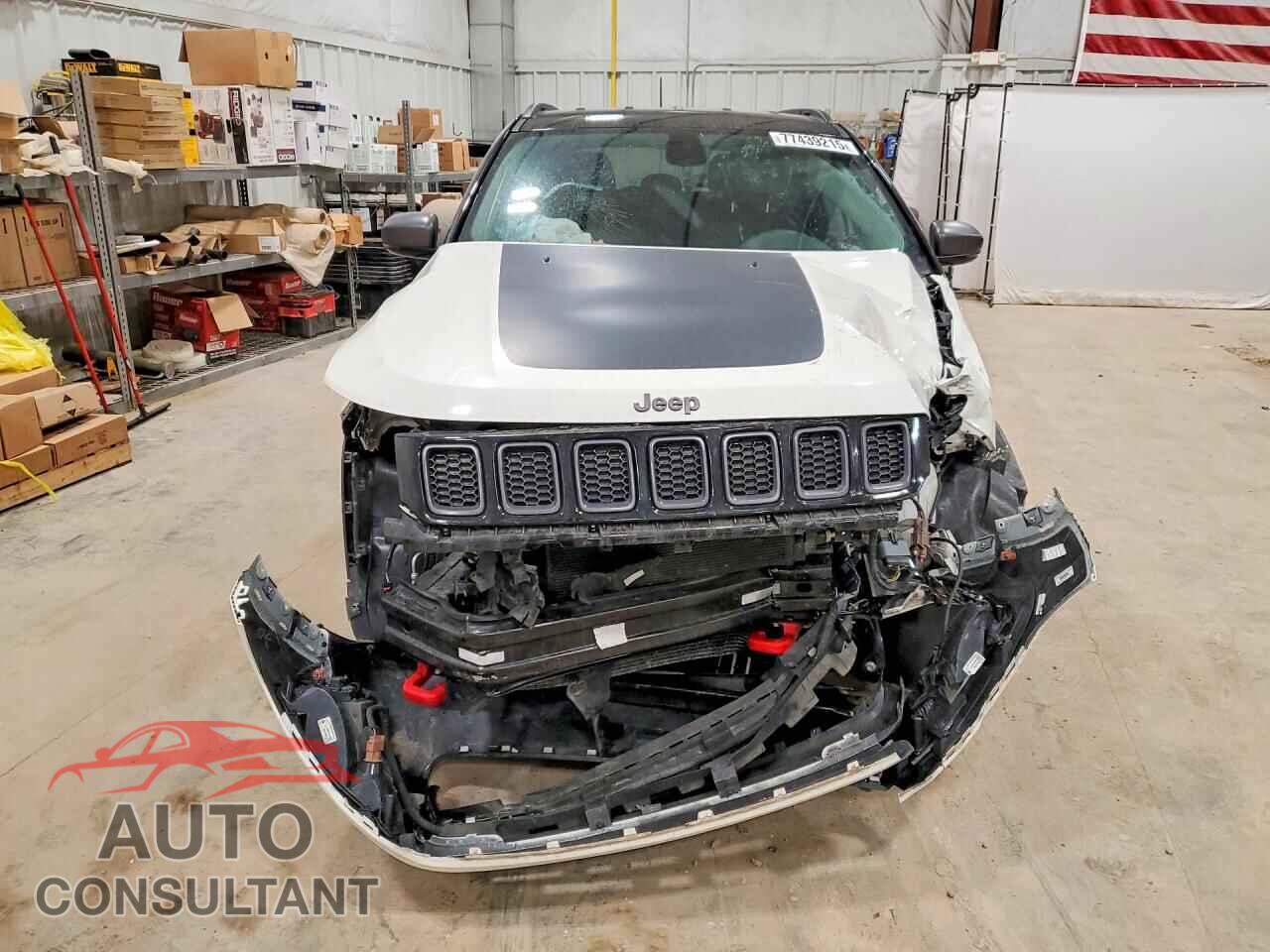 JEEP COMPASS 2018 - 3C4NJDDB7JT478927