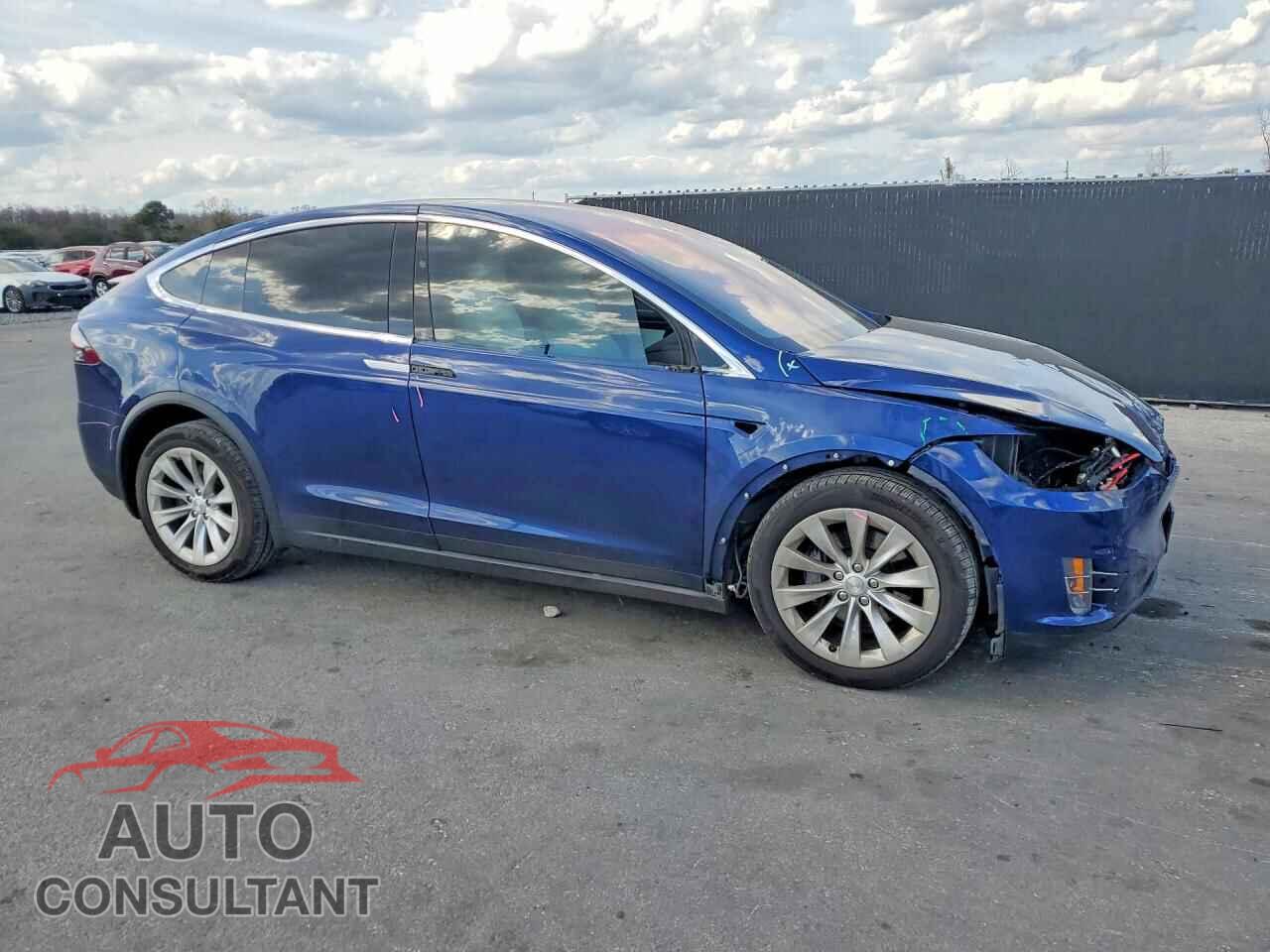 TESLA MODEL X 2017 - 5YJXCDE24HF053837