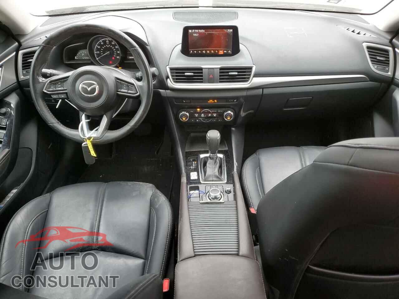 MAZDA 3 2018 - 3MZBN1V32JM257563
