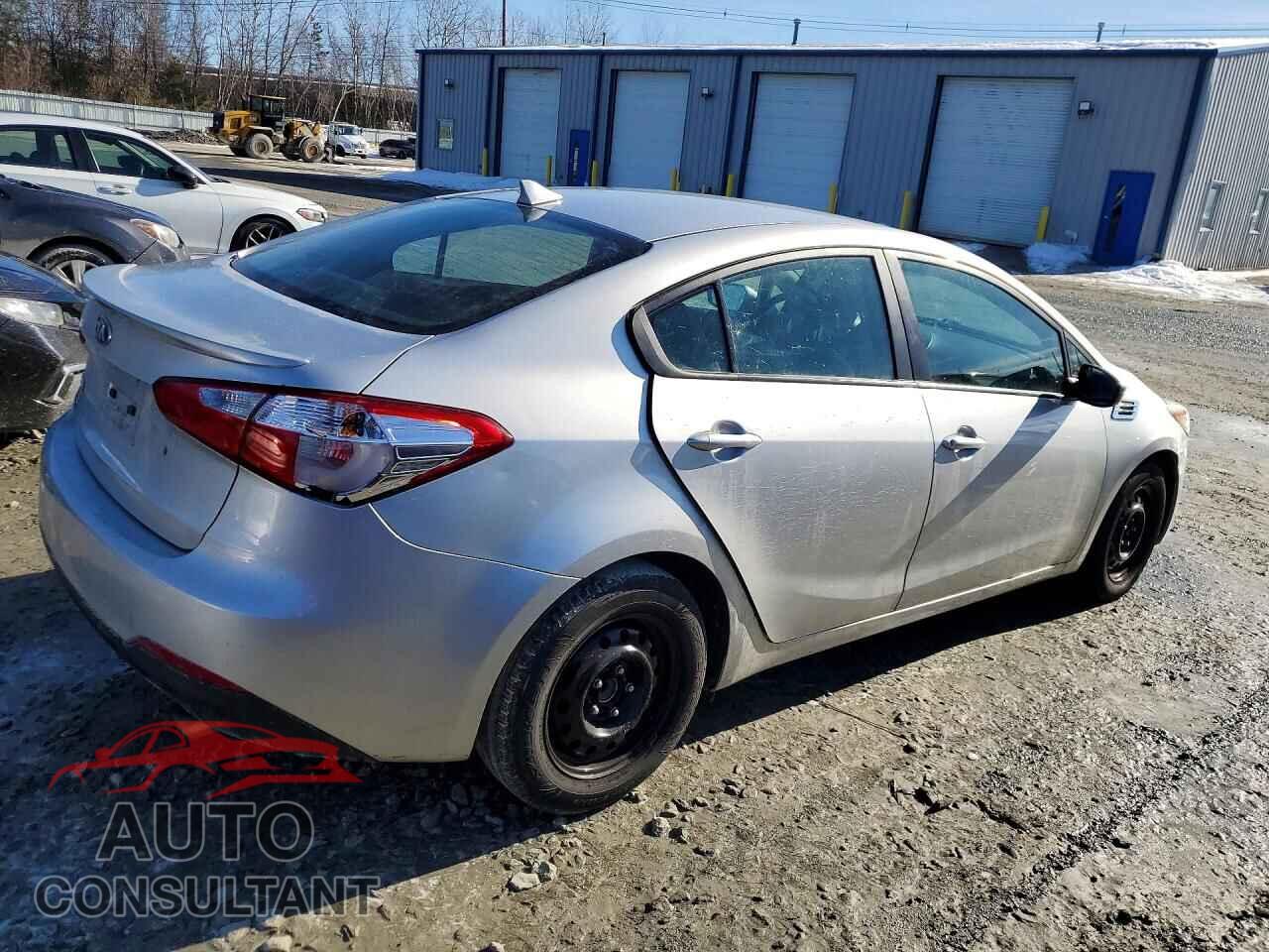 KIA FORTE 2015 - KNAFK4A68F5287417