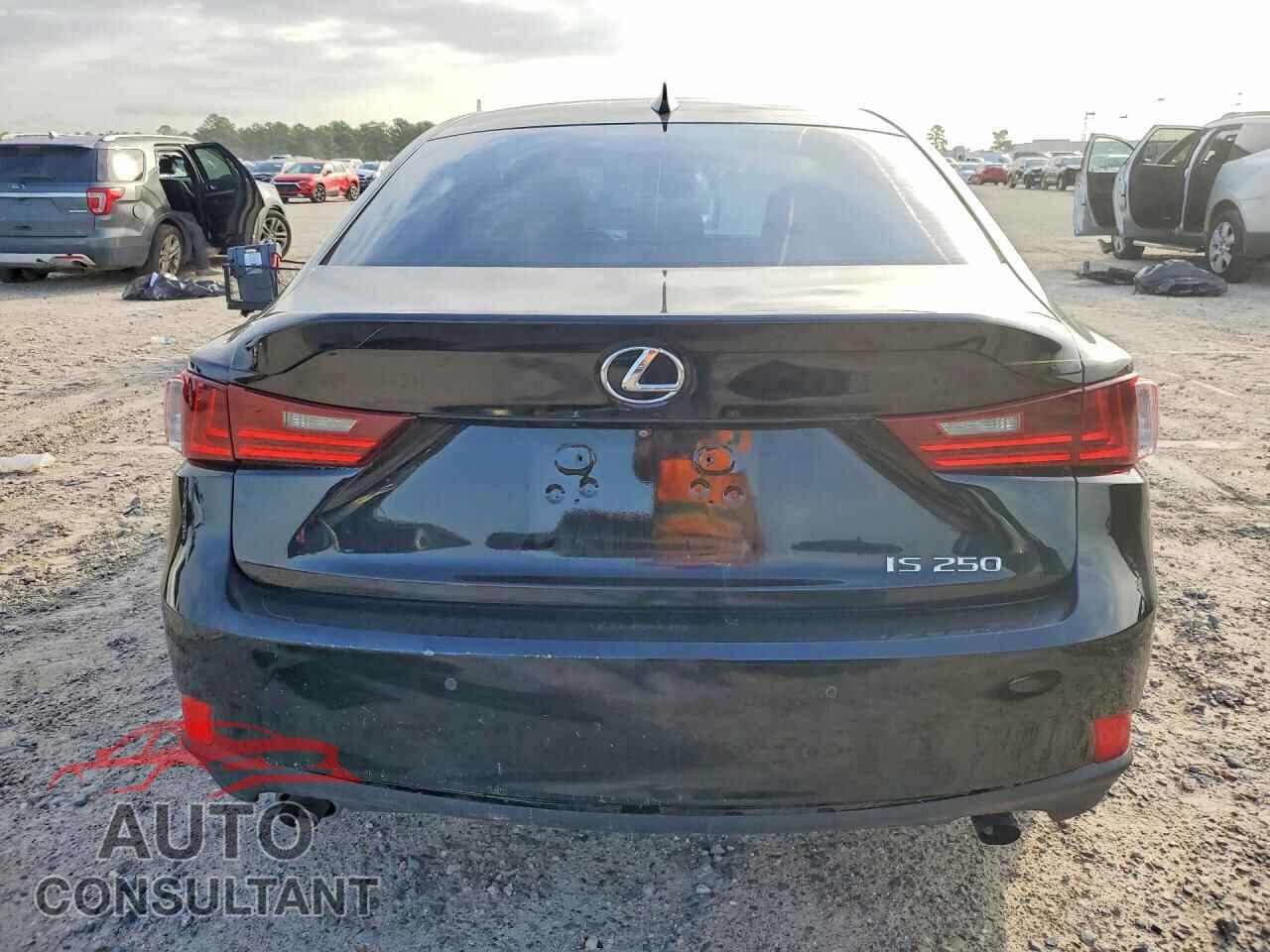 LEXUS IS 250 2015 - JTHBF1D22F5058730