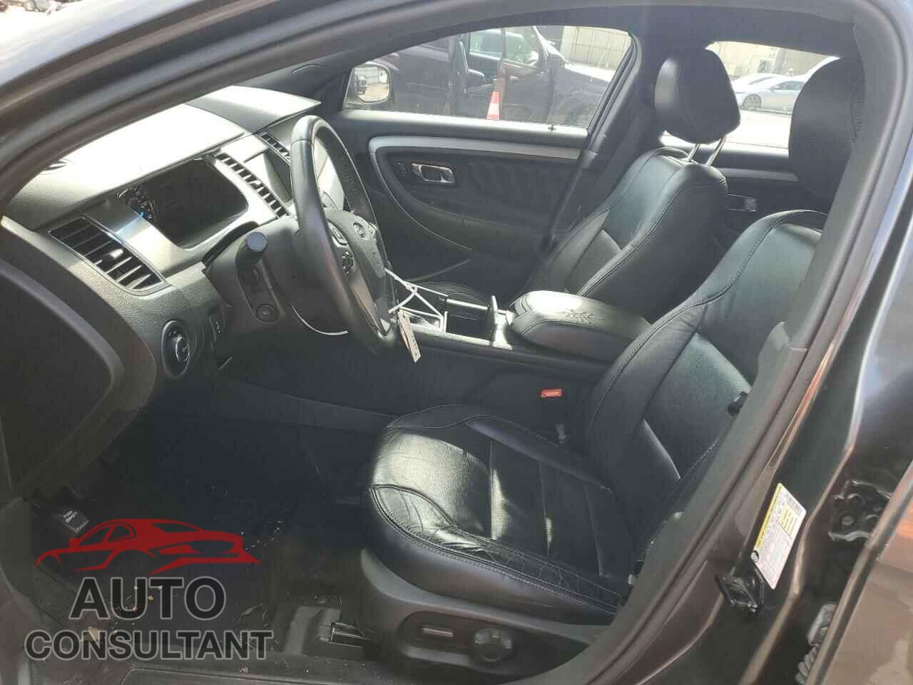 FORD TAURUS 2017 - 1FAHP2E81HG125042