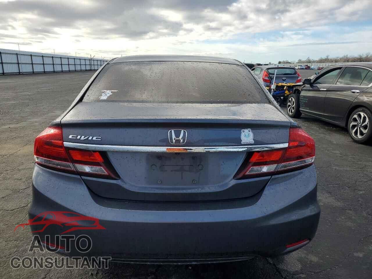 HONDA CIVIC 2015 - 2HGFB2F56FH533009