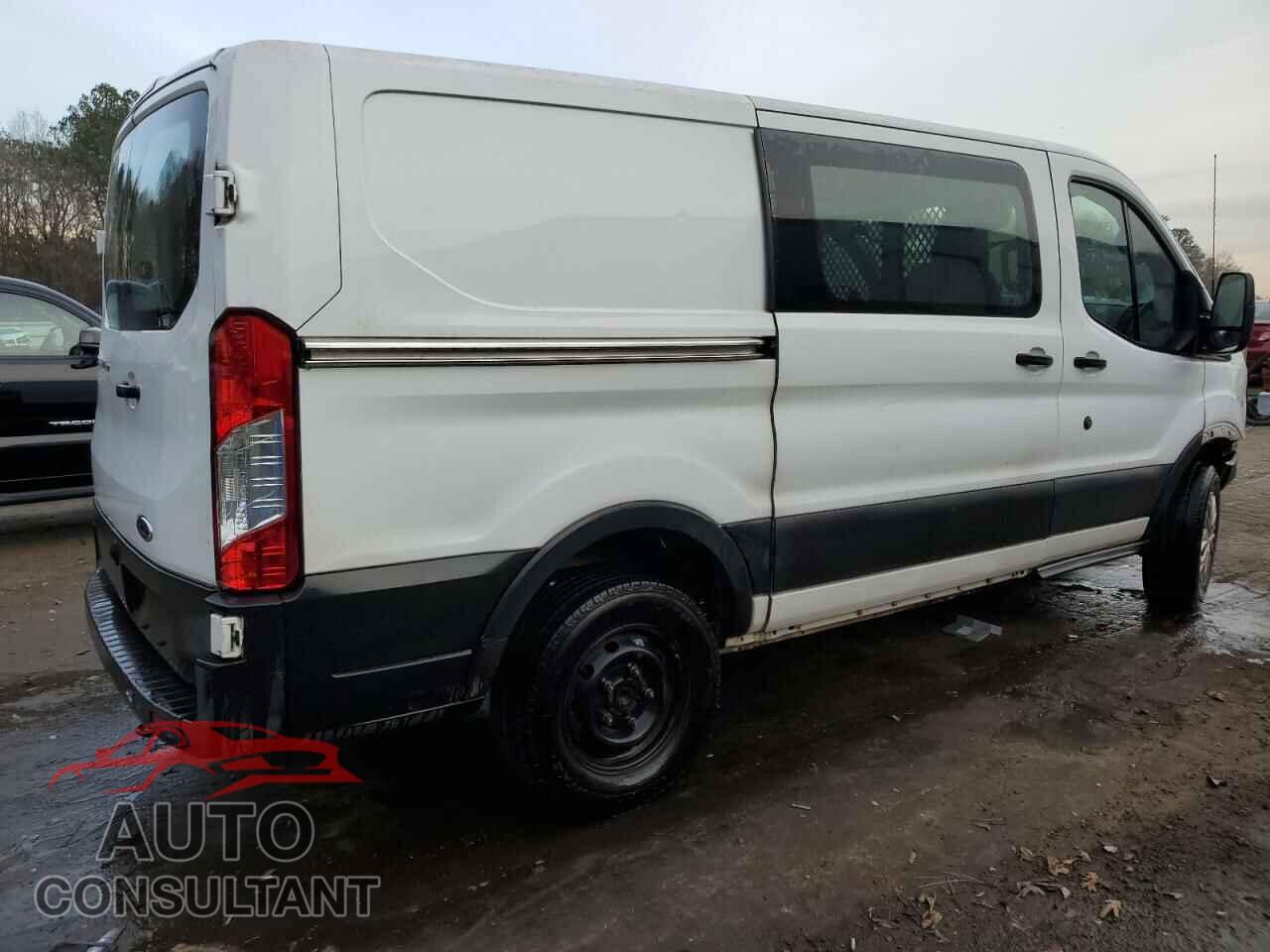 FORD TRANSIT 2019 - 1FTYR1YM2KKB01697