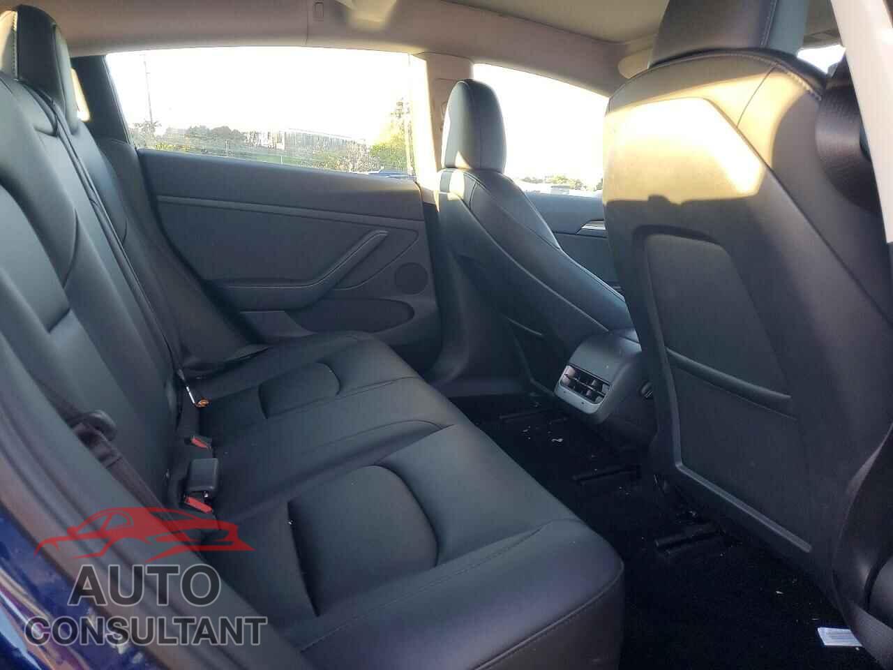 TESLA MODEL 3 2023 - 5YJ3E1EA0PF646544