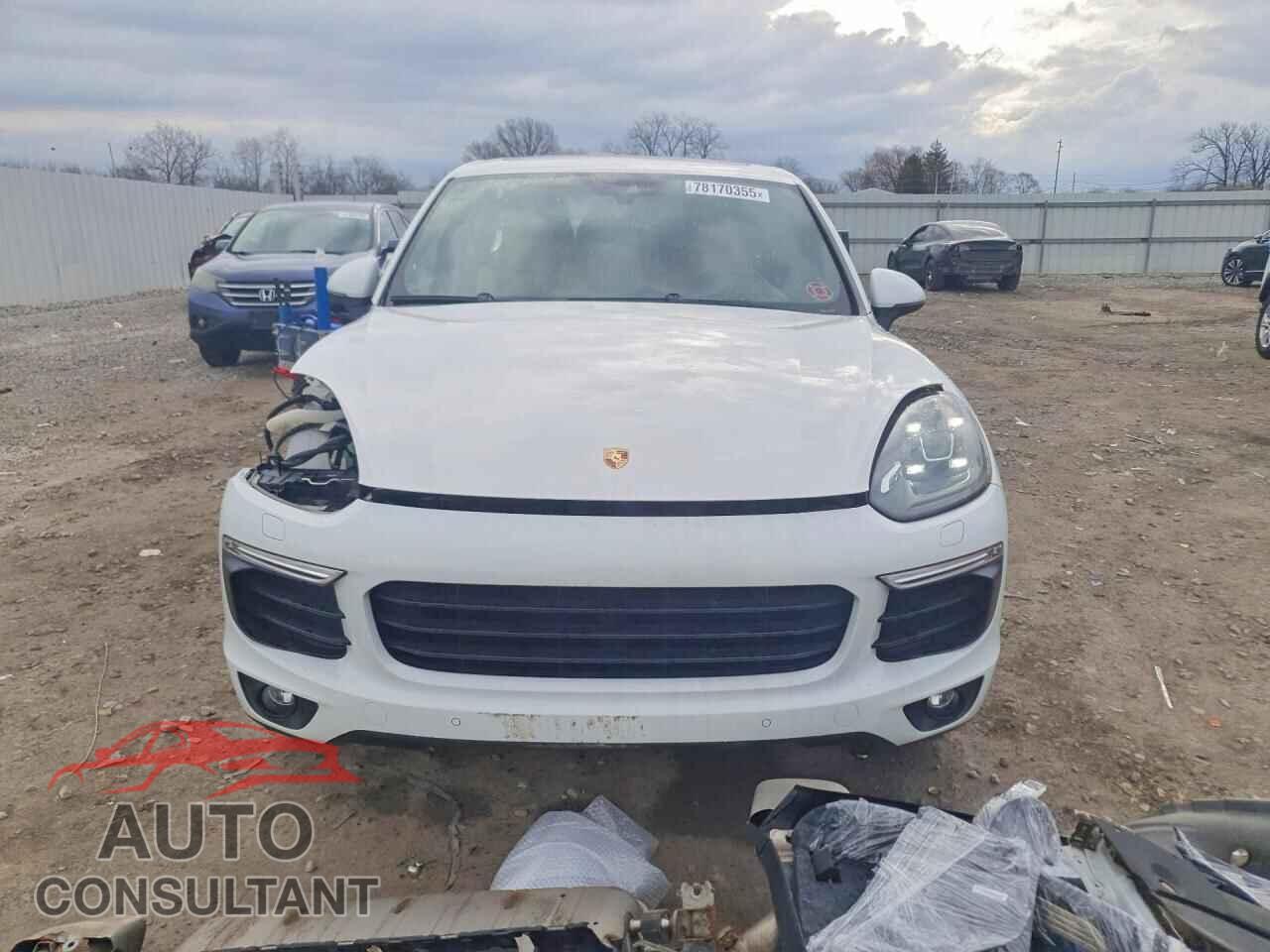 PORSCHE CAYENNE 2017 - WP1AA2A2XHKA91354