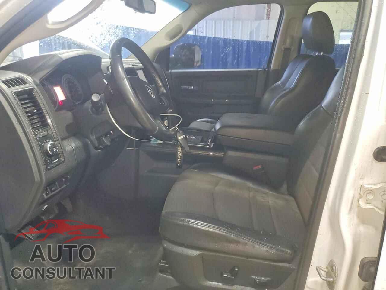 DODGE RAM 1500 2012 - 1C6RD7MT9CS143358