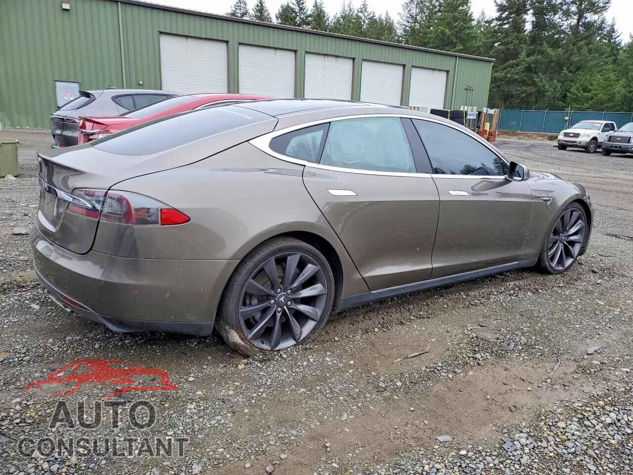 TESLA MODEL S 2015 - 5YJSA1S29FF092035