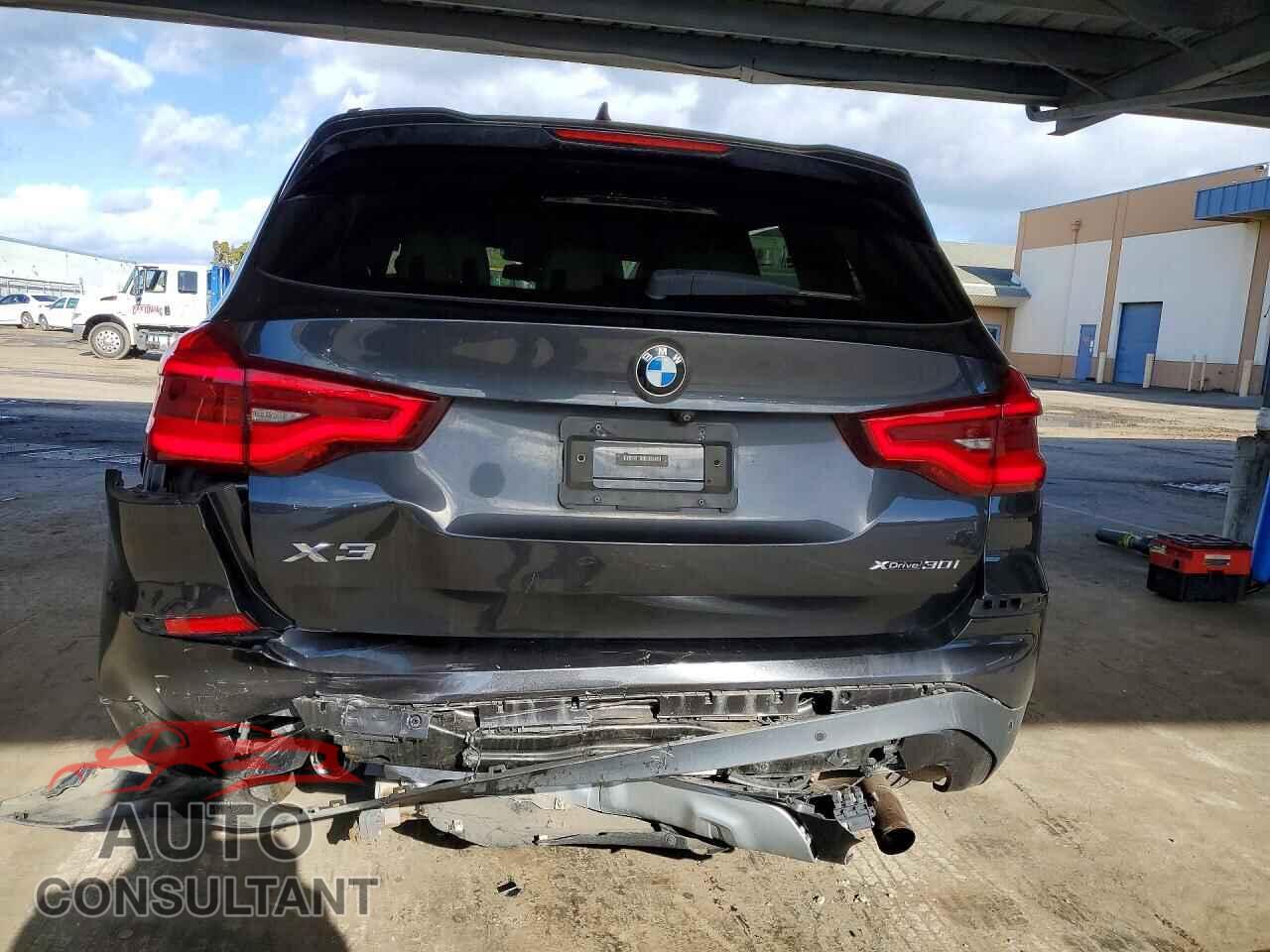 BMW X3 2019 - 5UXTR9C59KLE19692