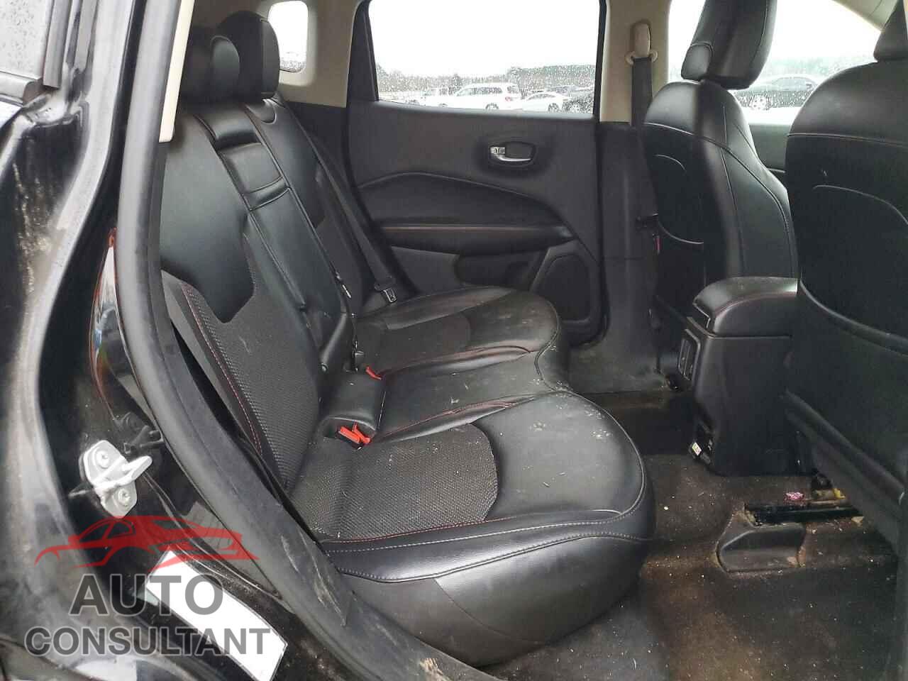 JEEP COMPASS 2019 - 3C4NJDDB8KT712896