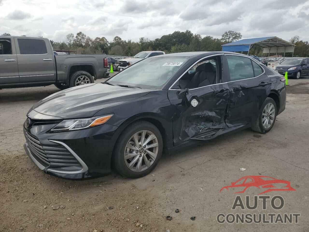 TOYOTA CAMRY 2022 - 4T1C11AK8NU691726