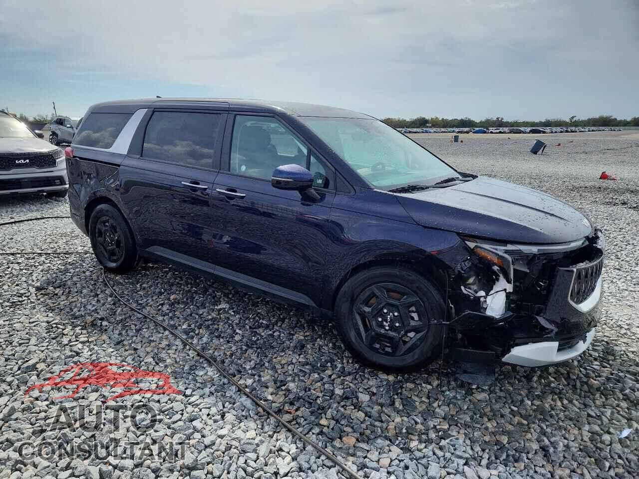 KIA CARNIVAL 2025 - KNDNB5K33S6524134