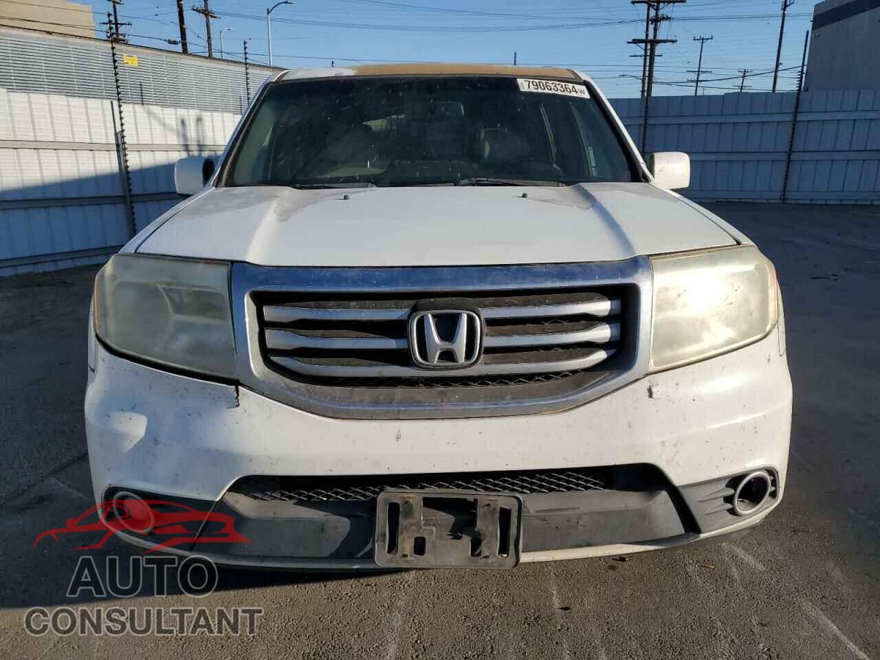 HONDA PILOT 2014 - 5FNYF3H51EB014646