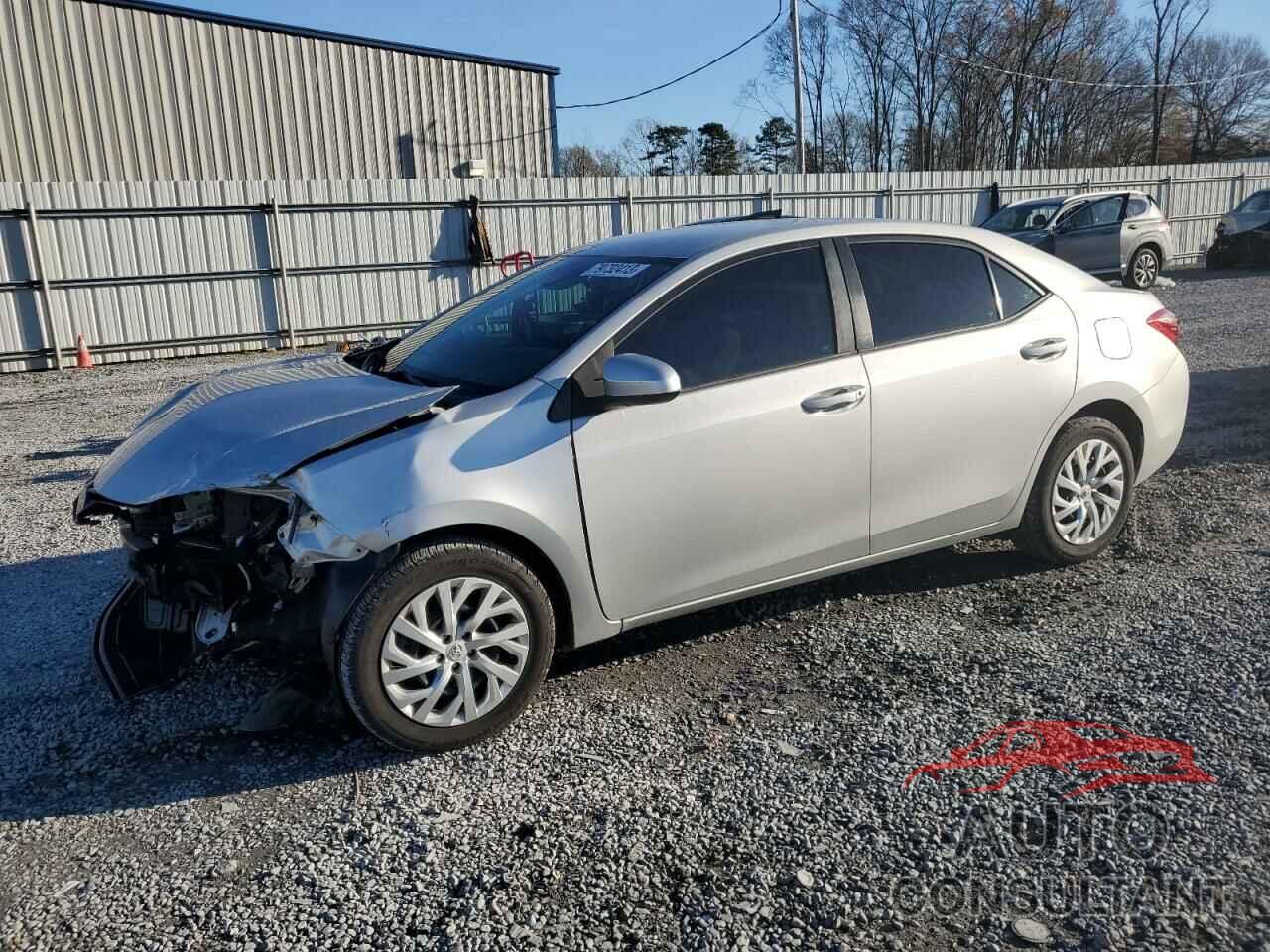 TOYOTA COROLLA 2018 - 5YFBURHE6JP829874