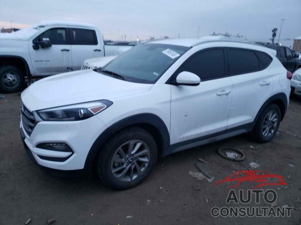 HYUNDAI TUCSON 2018 - KM8J3CA43JU817239