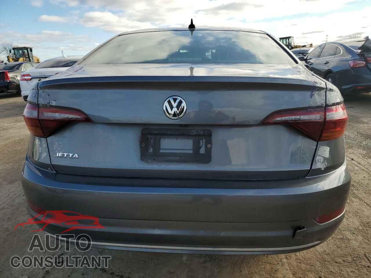 VOLKSWAGEN JETTA 2019 - 3VWEB7BU7KM206230