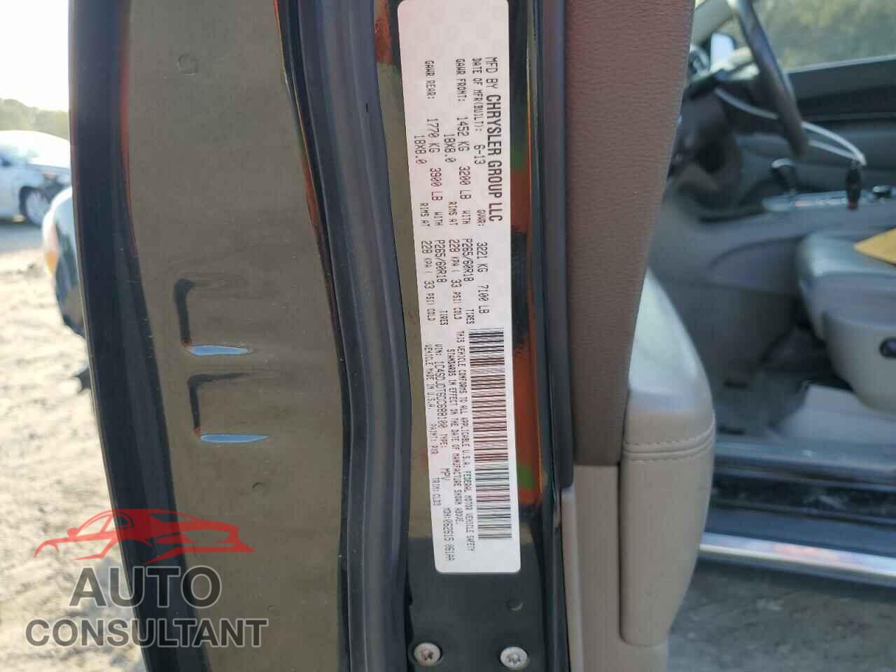 DODGE DURANGO 2013 - 1C4SDJDT6DC688100