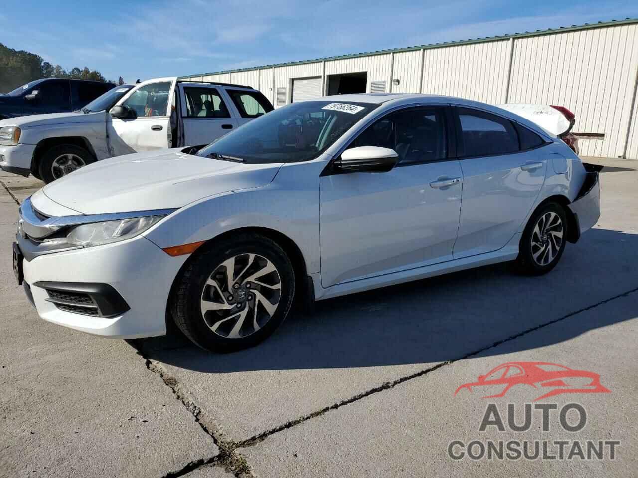 HONDA CIVIC 2018 - 2HGFC2F77JH528974