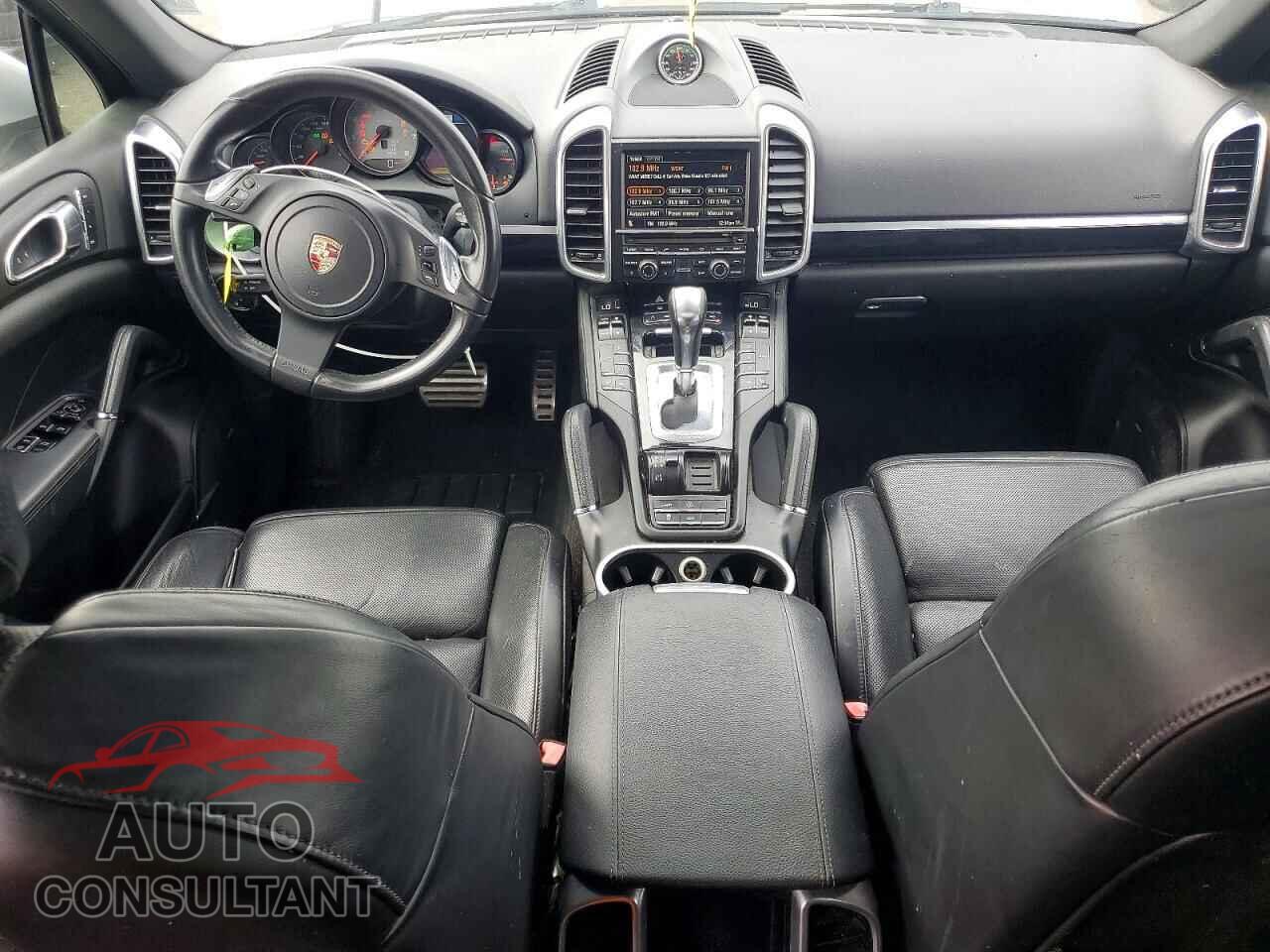 PORSCHE CAYENNE 2012 - WP1AB2A25CLA45284