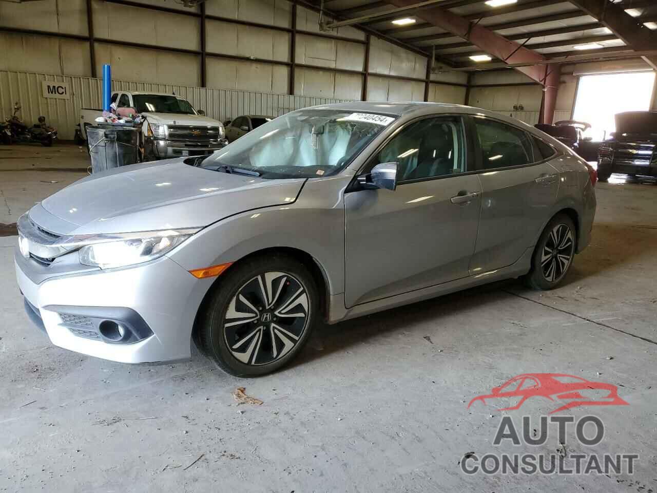 HONDA CIVIC 2018 - JHMFC1F30JX022435