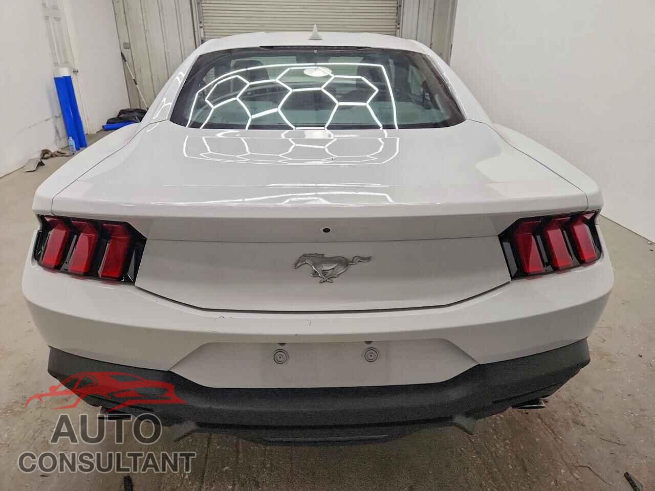 FORD MUSTANG 2026 - 1FA6P8TH2T5111944