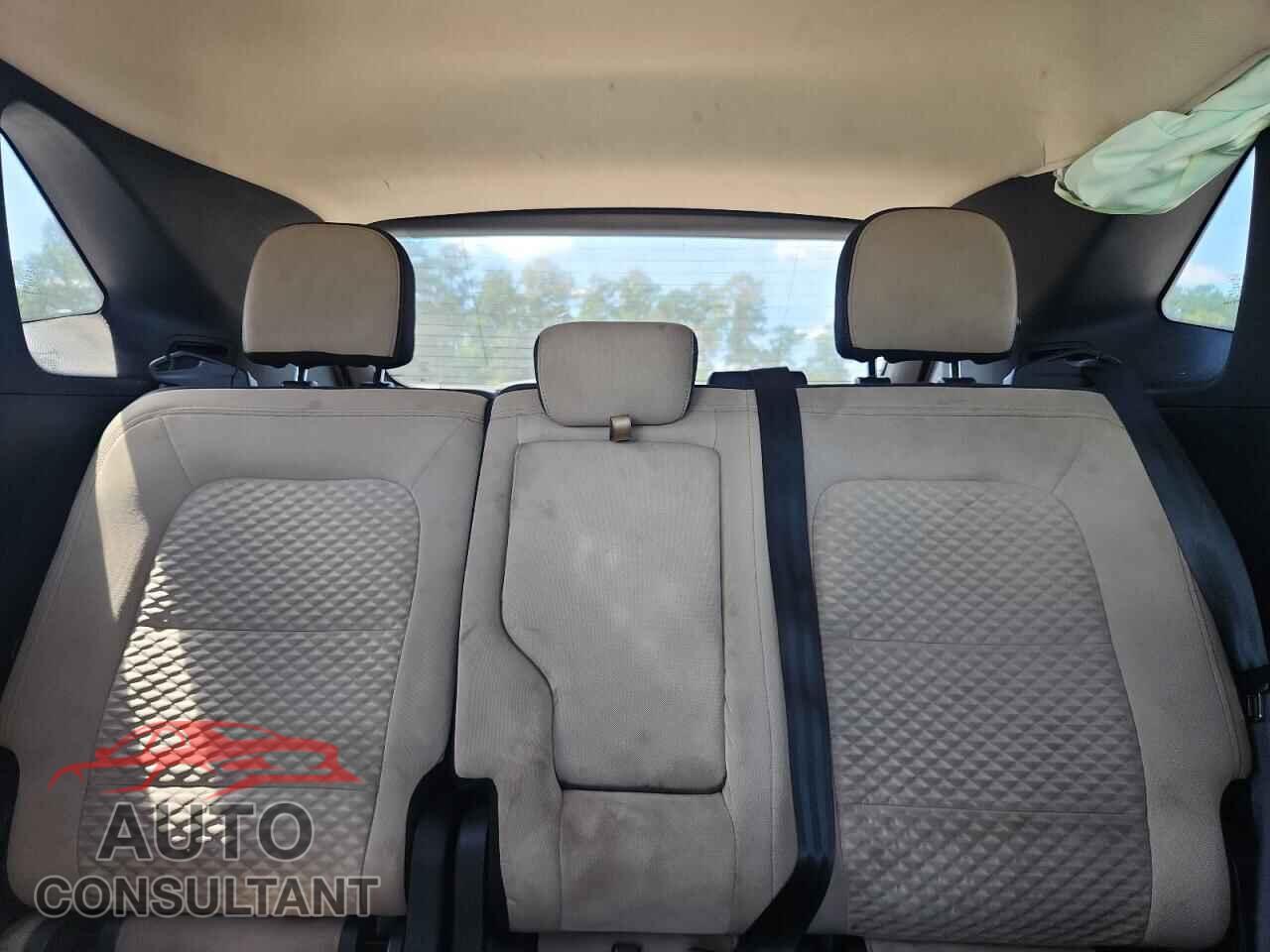 FORD ESCAPE 2020 - 1FMCU0G68LUA22512