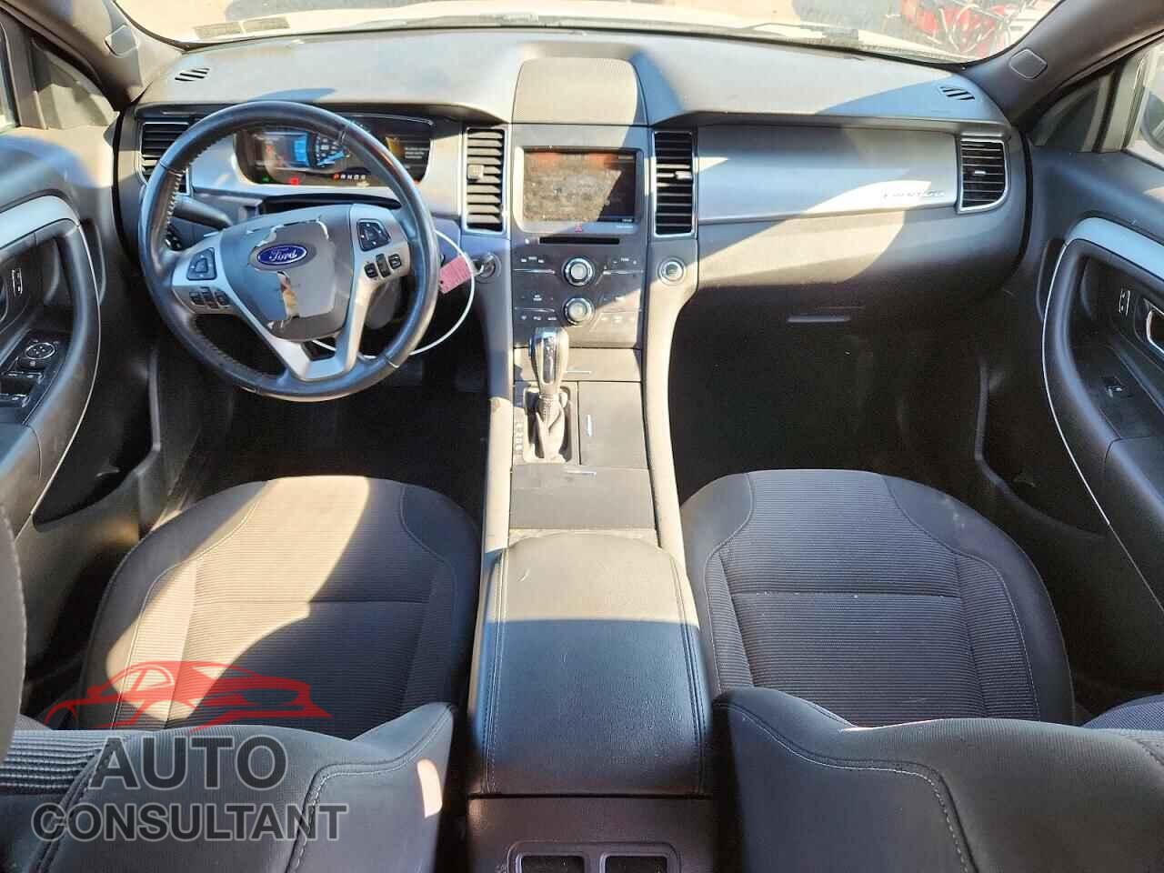 FORD TAURUS 2014 - 1FAHP2E81EG151989