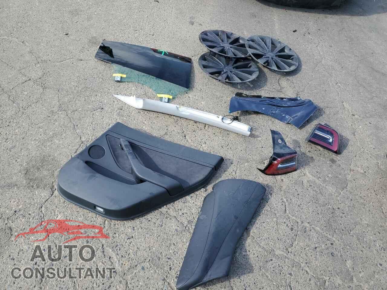 TESLA MODEL 3 2023 - 5YJ3E1EA4PF715963