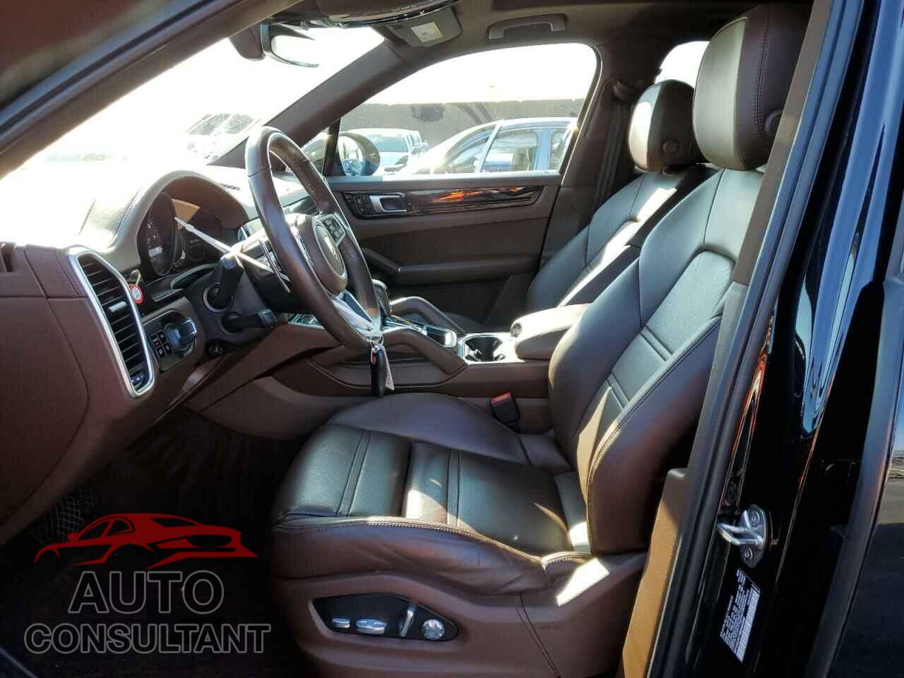 PORSCHE CAYENNE 2021 - WP1AA2AY7MDA00348