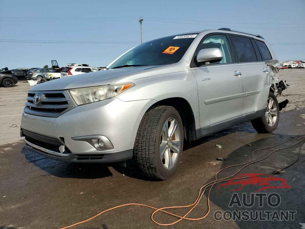 TOYOTA HIGHLANDER 2013 - 5TDYK3EH3DS099767