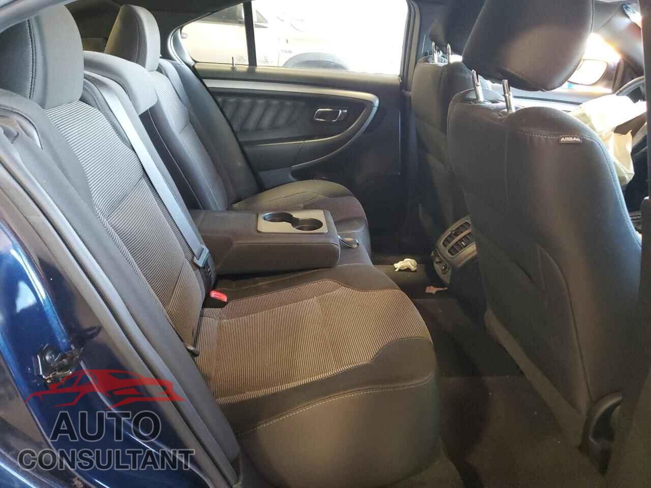 FORD TAURUS 2017 - 1FAHP2E80HG138686