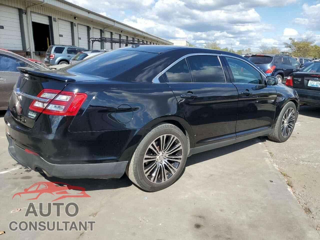 FORD TAURUS 2016 - 1FAHP2KT7GG157579