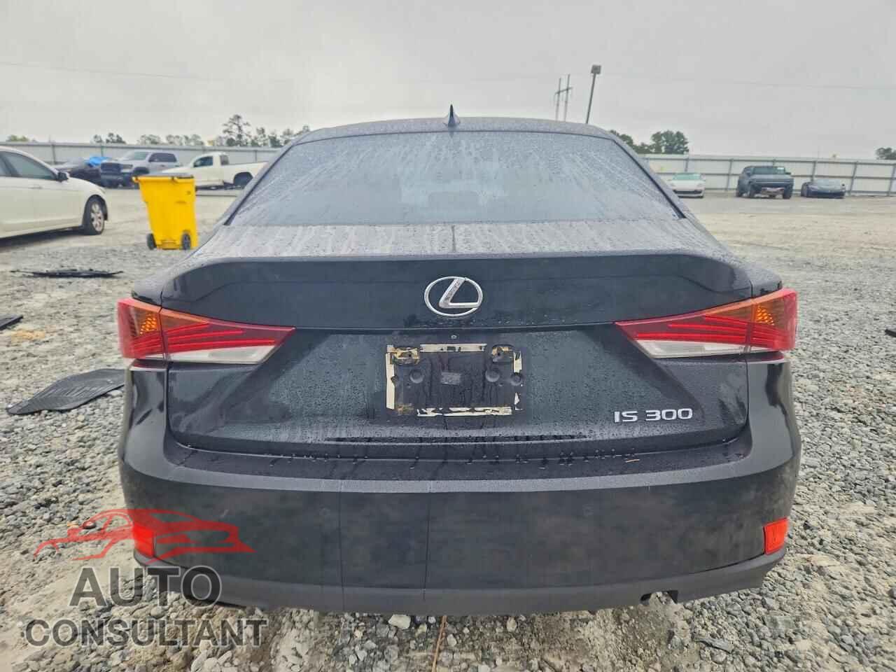 LEXUS IS 2018 - JTHBA1D23J5074006