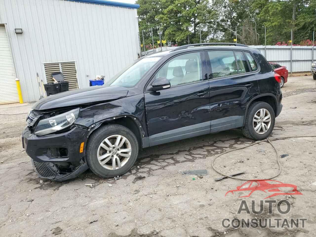 VOLKSWAGEN TIGUAN 2017 - WVGAV7AX8HK037318