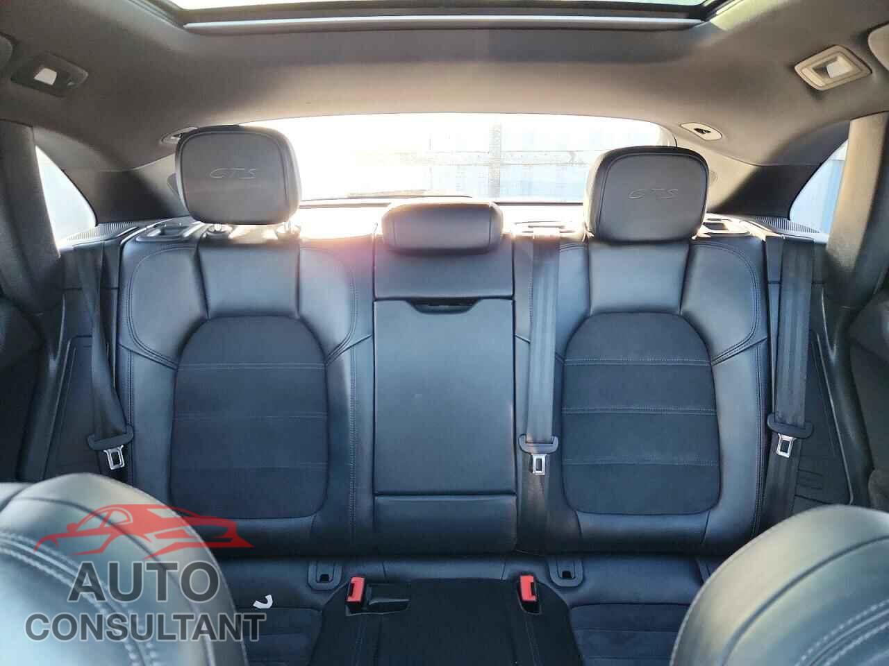 PORSCHE MACAN 2017 - WP1AG2A51HLB53534