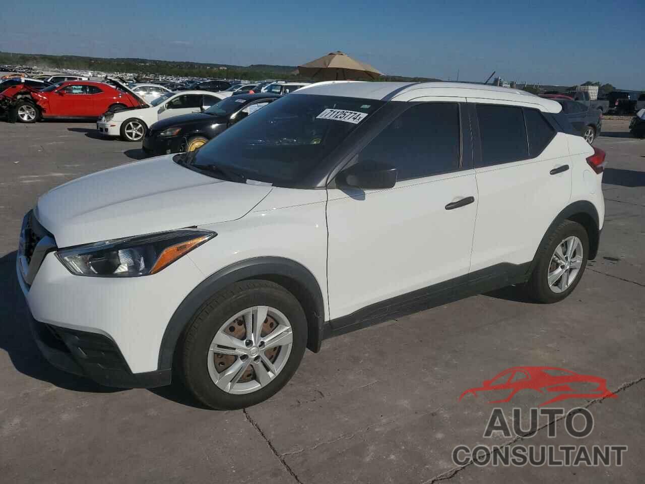 NISSAN KICKS 2018 - 3N1CP5CU2JL546794