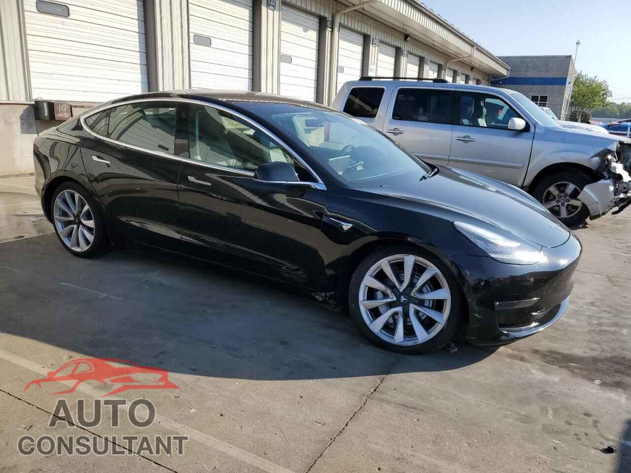 TESLA MODEL 3 2018 - 5YJ3E1EA4JF175781