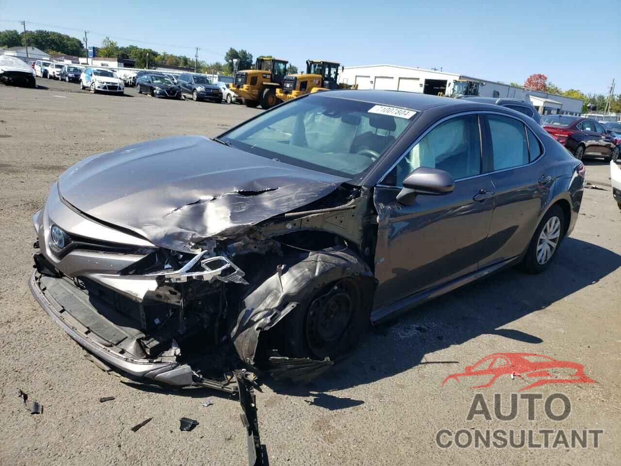 TOYOTA CAMRY 2018 - 4T1B31HK4JU003324