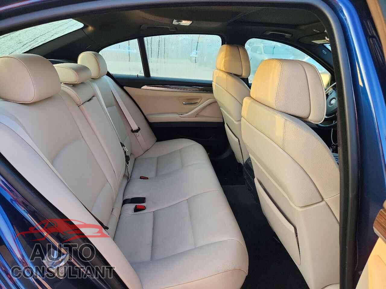BMW 5 SERIES 2012 - WBAFU7C58CDU65649