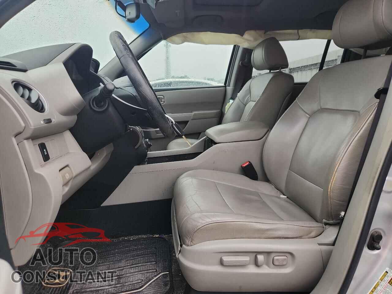 HONDA PILOT 2012 - 5FNYF3H73CB017191