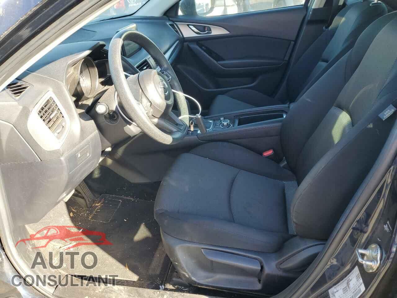 MAZDA 3 2017 - 3MZBN1K74HM111120