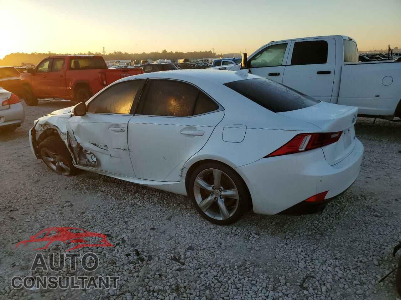 LEXUS IS 2016 - JTHBE1D25G5024690