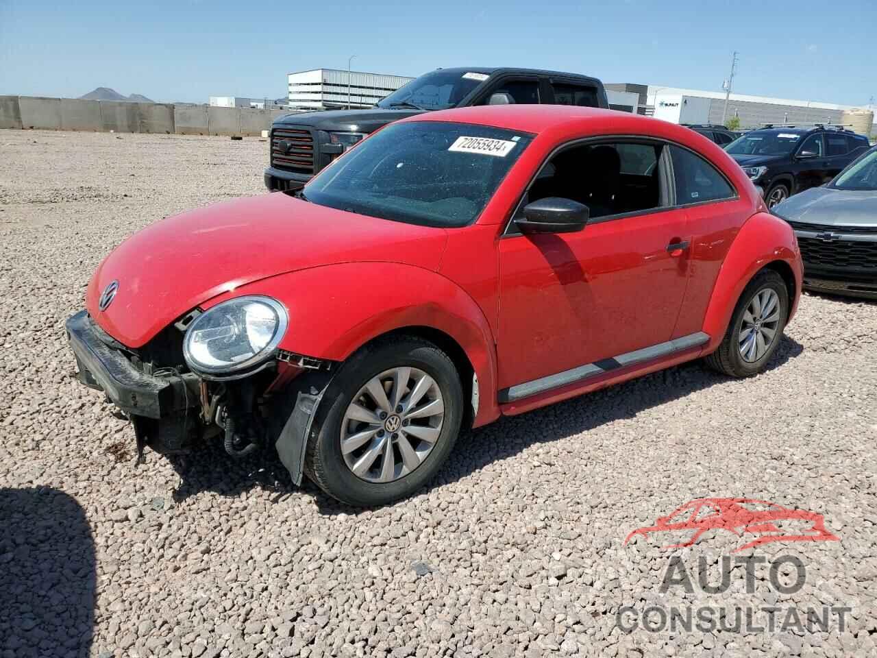 VOLKSWAGEN BEETLE 2018 - 3VWFD7AT9JM720960