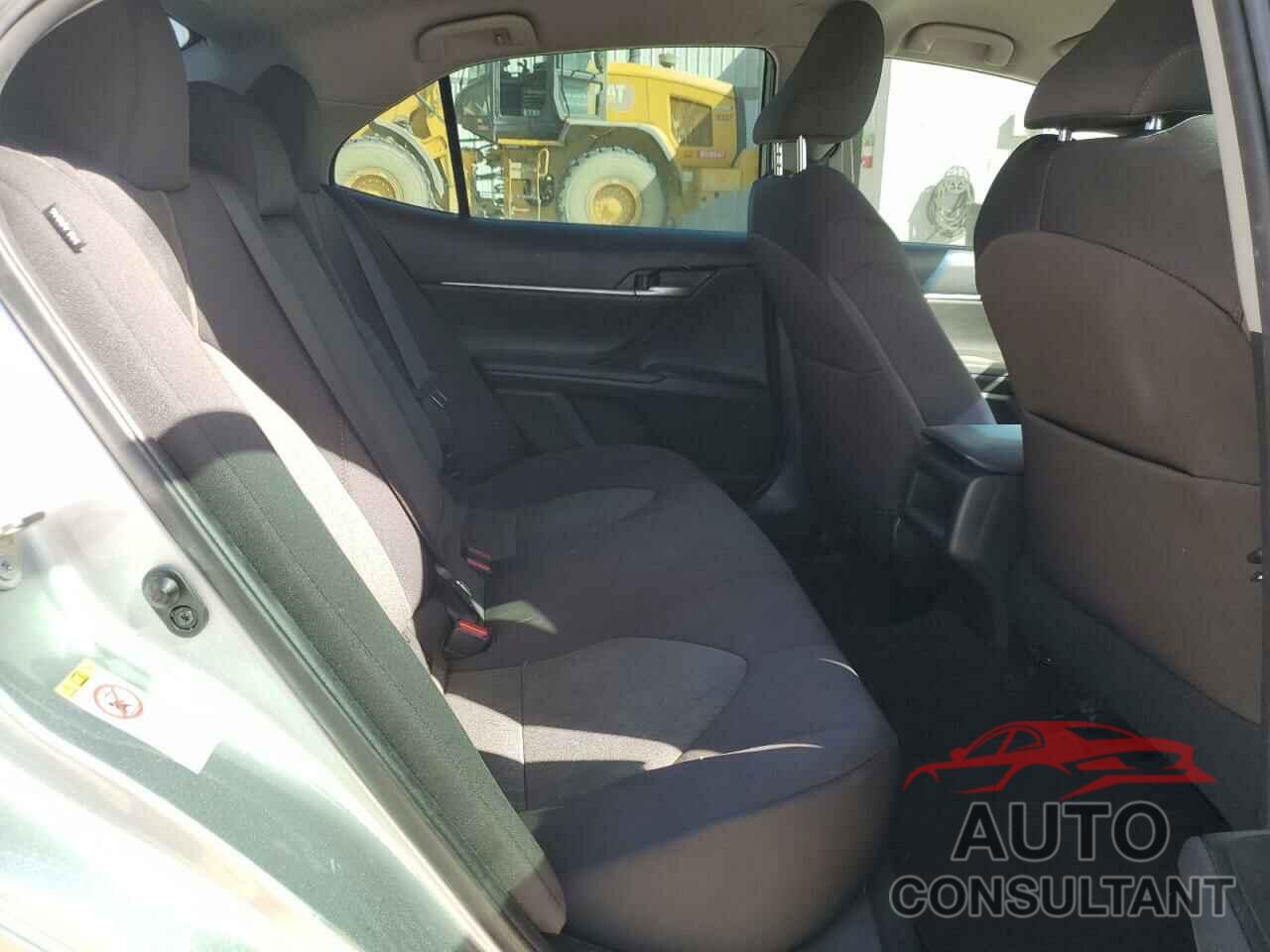 TOYOTA CAMRY 2018 - 4T1B11HKXJU605831