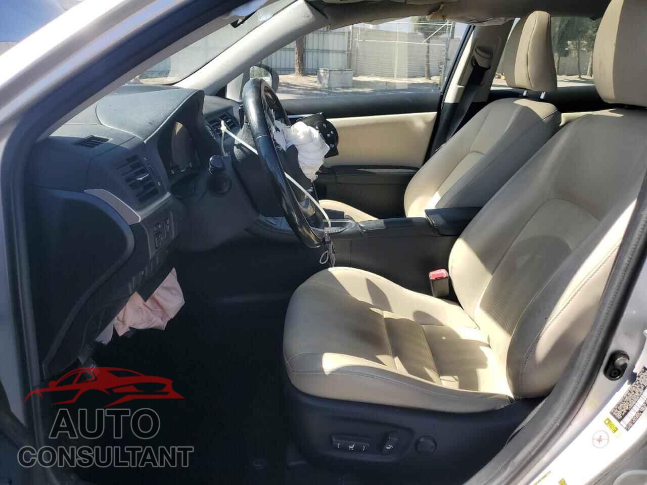 LEXUS CT 200 2013 - JTHKD5BH3D2156281
