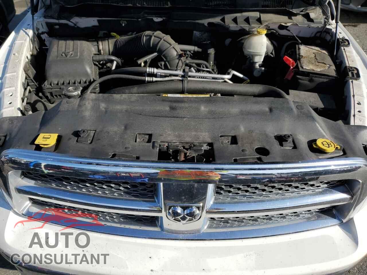 DODGE RAM 1500 2012 - 1C6RD7NT9CS161843