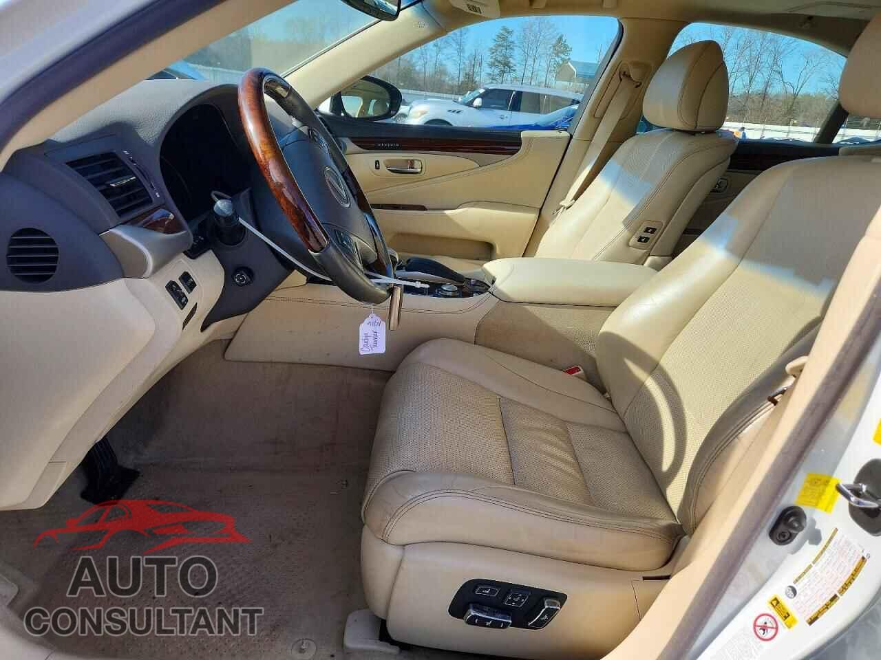 LEXUS LS460 2014 - JTHBL5EF5E5131749