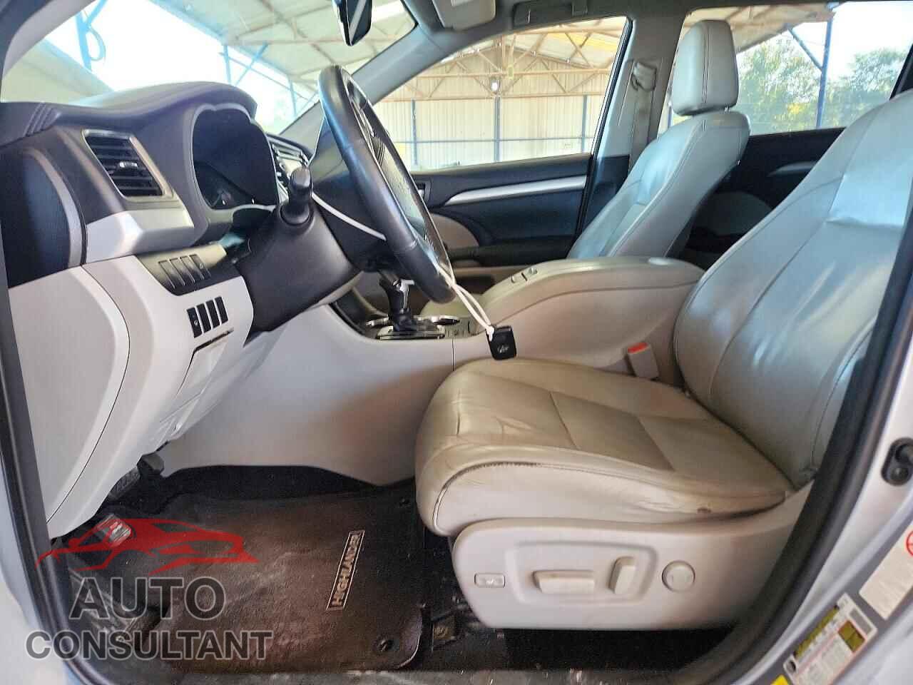 TOYOTA HIGHLANDER 2015 - 5TDKKRFH4FS069980